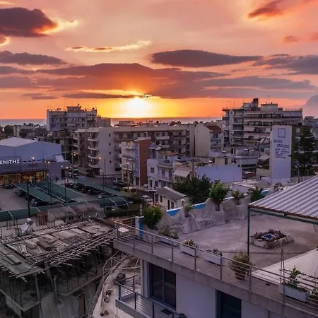 Deluxe Οροφοδιαμέρισμα Με Υδρομασάζ Κ' Ταρατσόκηπο Patras Exterior foto