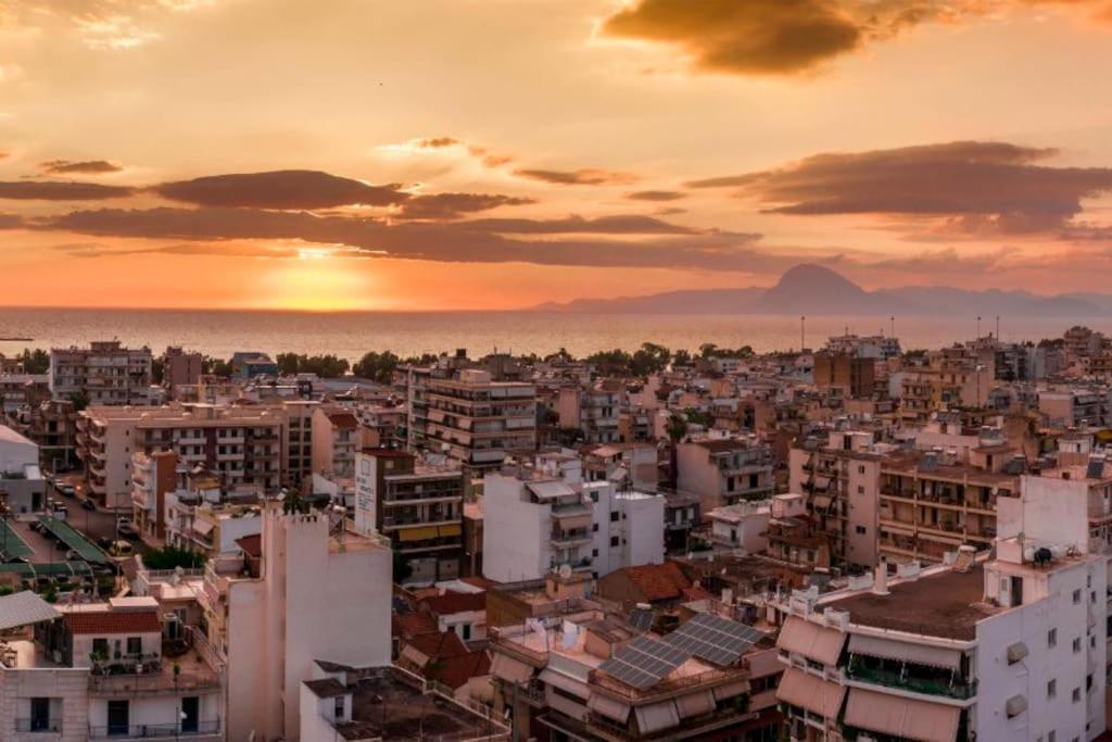 Deluxe οροφοδιαμέρισμα με υδρομασάζ κ' ταρατσόκηπο Apartament